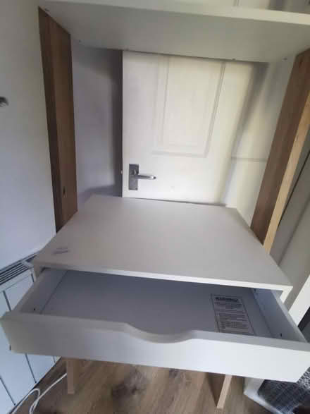 Photo of free Small desk (EN7 Goffs oak) #2