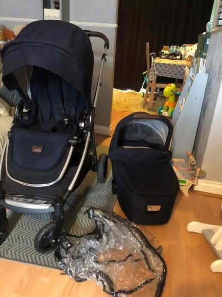 Photo of free Mamas & papas pram set (Ellesmere SY12) #1
