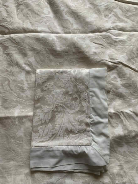 Photo of free Single Cream Duvet Cover & Pillowcase (Iver Heath Fields SL0) #1