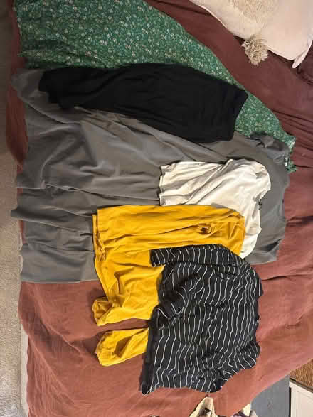 Photo of free Size 16 maternity clothes (WA10) #1