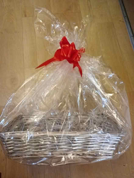 Photo of free Gift basket (Weybridge KT13) #3