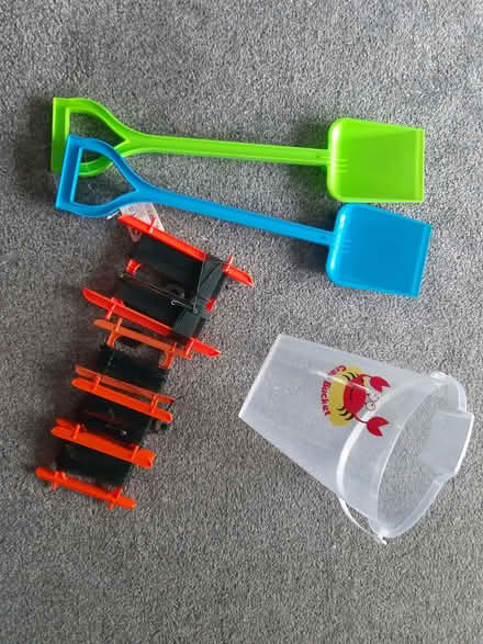 Photo of free Kids beach spaces, crab bucket and crab lines (Westcliff-on-sea SS0) #1