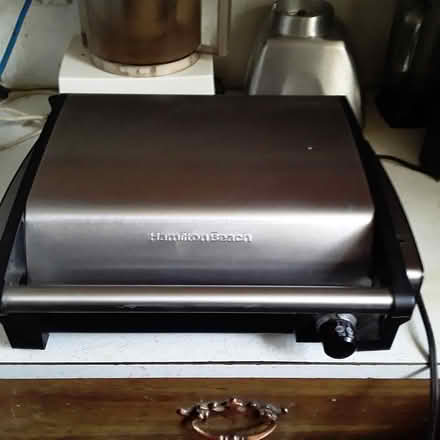 Photo of free Hamilton Beach electric grill (Westboro, 262 Duncairn Ave.) #1