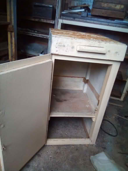 Photo of free Cream Cabinet with draw need some love (Hoddesdon EN11) #3