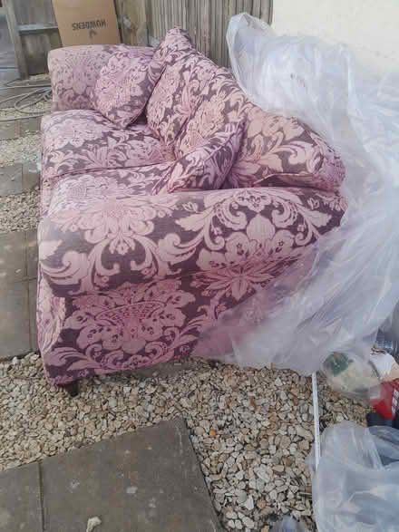 Photo of free 3 seater sofa (OX2 cutteslowe) #1