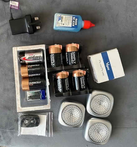 Photo of free Bits & Pieces (Barnet N3) #1