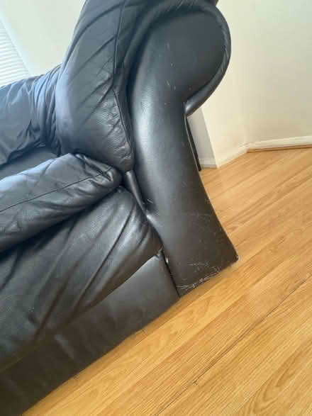 Photo of free 3 seater sofa & single arm chair (Brixton) #4