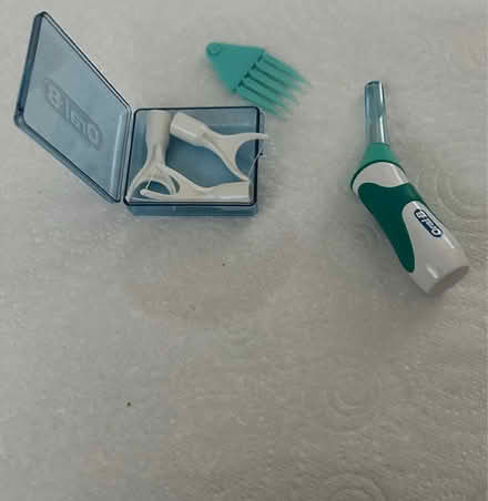 Photo of free Teeth flosser - spares or repairs (Hazlemere HP15) #1