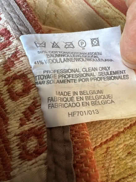 Photo of free Cotton and wool rug 158cm x 220cm (Greywell RG29) #3