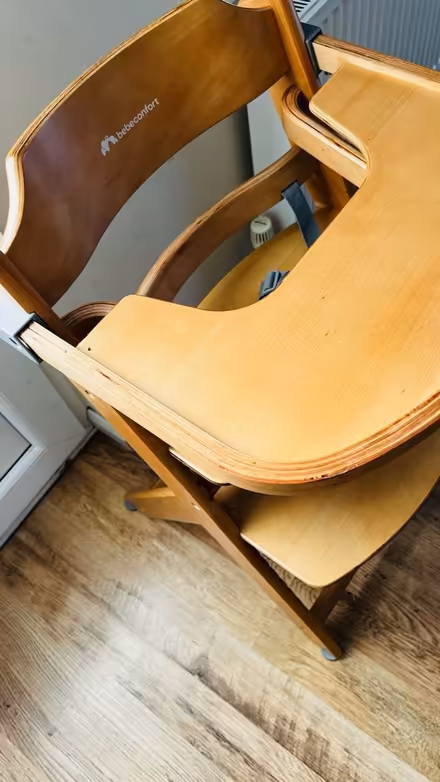 Photo of free Bebe confort high chair (St Albans) #2