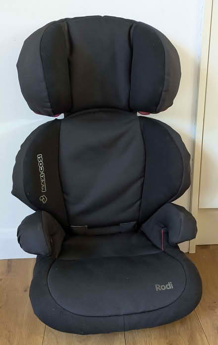 Photo of free Maxi Cosi Rodi car seat 4-12 years (Cottonmill AL1) #1