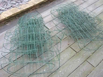 Photo of free approx 2 foot high wire fencing (Durrington BN13) #1