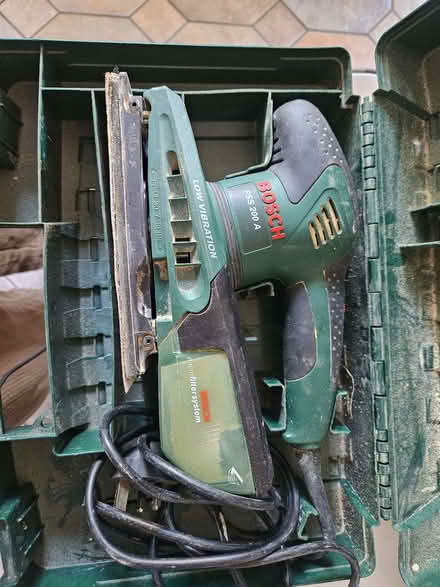Photo of free Bosch corded sander (Bussage GL6) #1