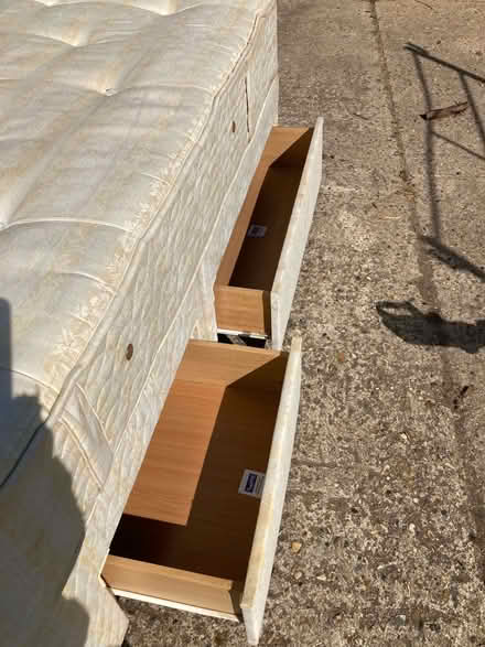 Photo of free Slumberland Double Divan Bed with Pocket Spring Mattress (East Mersea CO5) #4