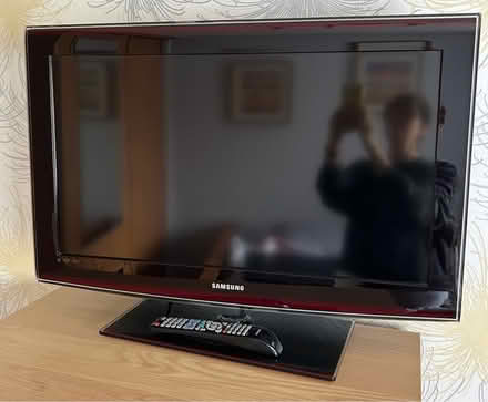 Photo of free 32inch TV (L26) #1