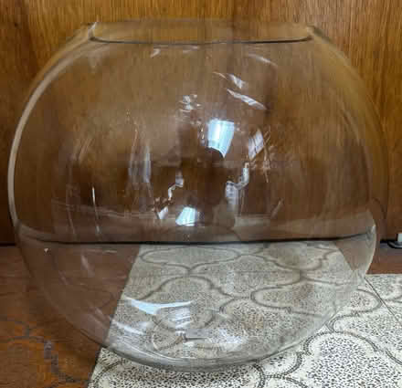 Photo of free Glass bowl (Briarwood Jamaica) #1
