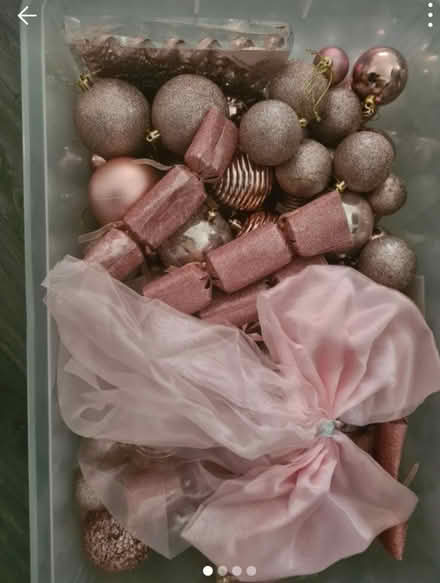 Photo of free Assorted Christmas Tree Decorations (DA1) #2