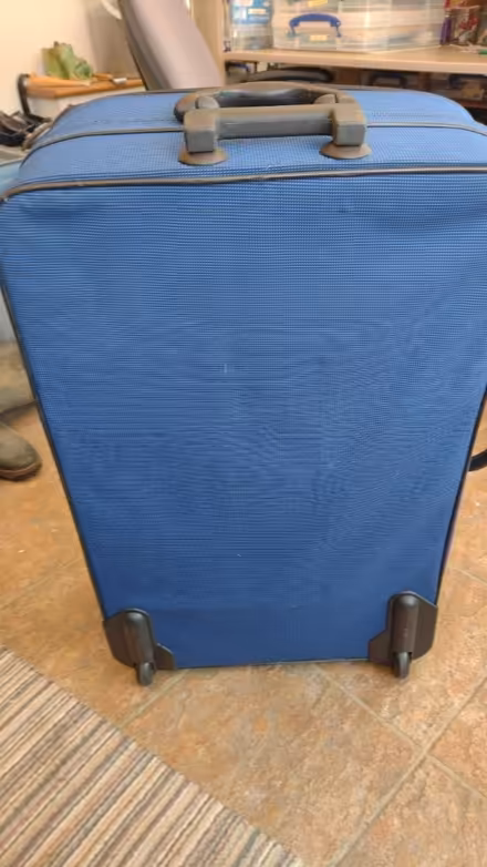 Photo of free Large Expandable Suitcase (Havant PO9) #3