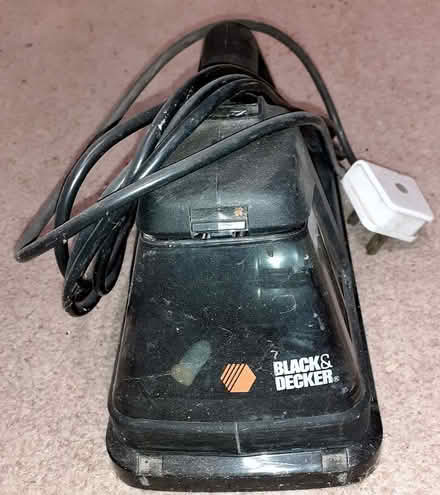 Photo of free Black and Decker Wallpaper Stripper (Whitegrove RG42) #1