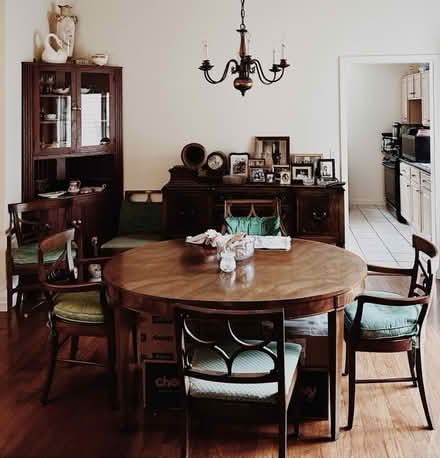 Photo of free Dining room table etc (Mahopac) #1