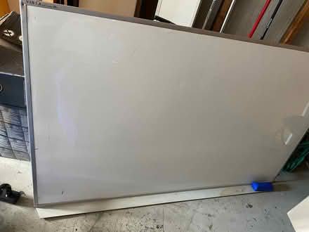 Photo of free Whiteboard (Rockdale) #1