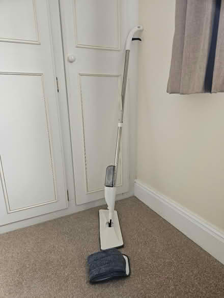 Photo of free Wet and Dry Spray Mop (Leicester Forest East LE3) #2