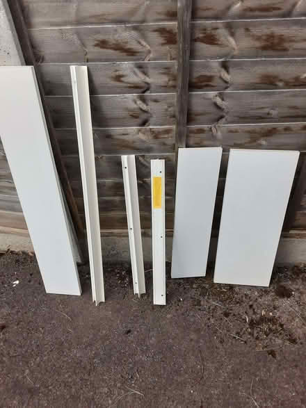 Photo of free Shelves and brackets (Emmbrook RG41) #1