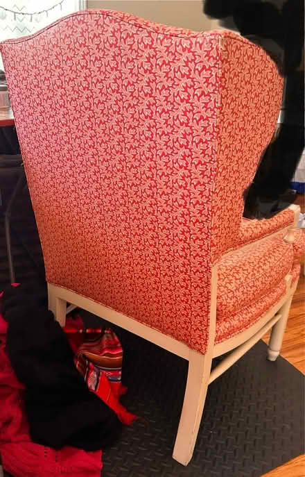 Photo of free Pink chair (Redding, CT) #3