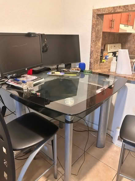 Photo of free Dinning set (Miami) #4