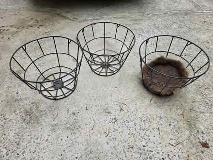 Photo of free Iron planters (I 20& I 285 Decatur) #2