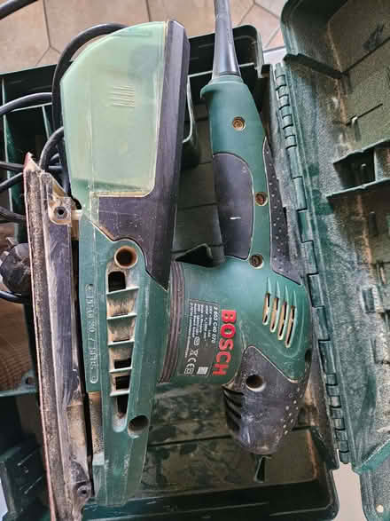 Photo of free Bosch corded sander (Bussage GL6) #4