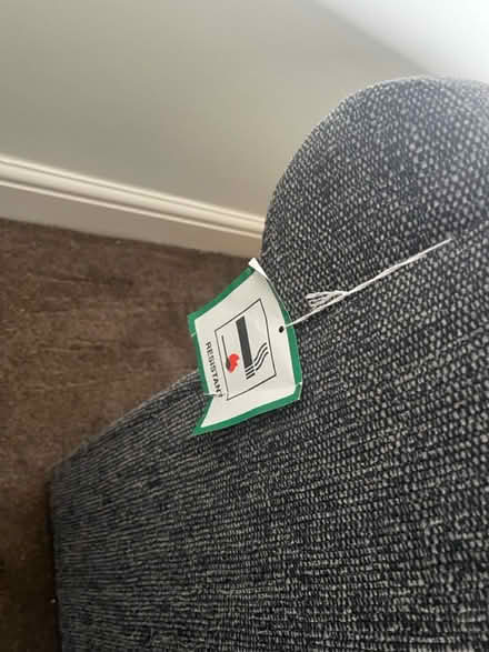 Photo of free 3 seater sofe (Welwyn garden city) #3