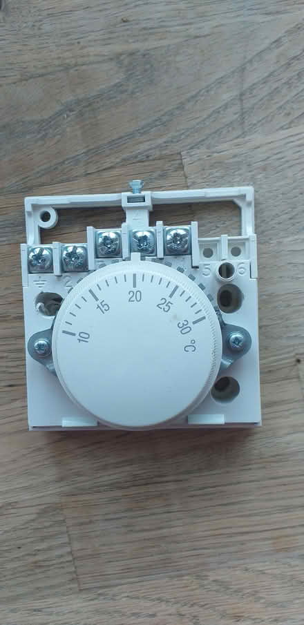 Photo of free Honeywell room thermostat (Petersfield, GU32) #2