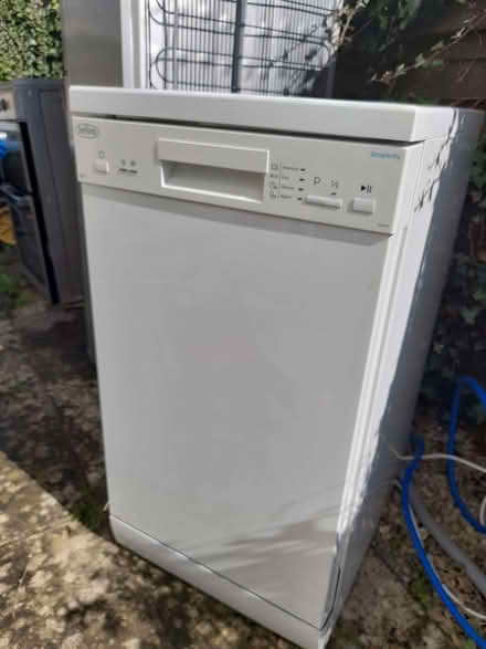 Photo of free slimline Belling dishwasher (Cheddar BS27) #2