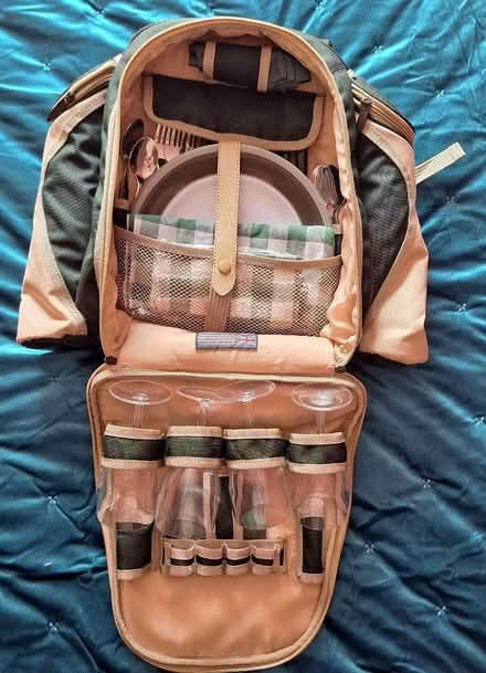 Photo of free Picnic Rucksack (Moor Street ME8) #2