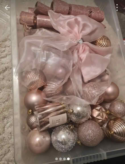 Photo of free Assorted Christmas Tree Decorations (DA1) #4