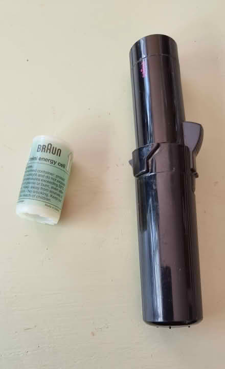 Photo of free Braun heated hair styler (Ilford) #1