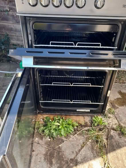 Photo of free free-standing electric cooker (Cheddar BS27) #1