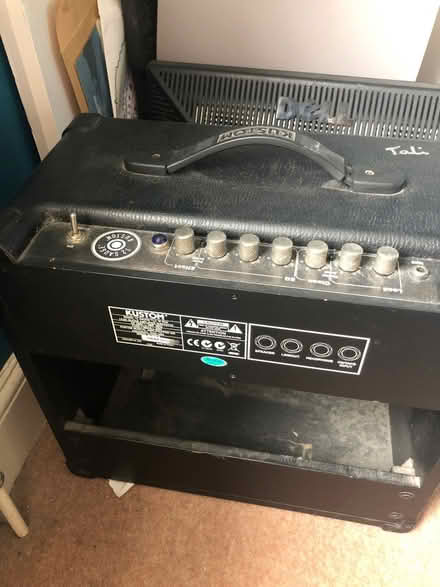 Photo of free amp (botley road OX2) #1