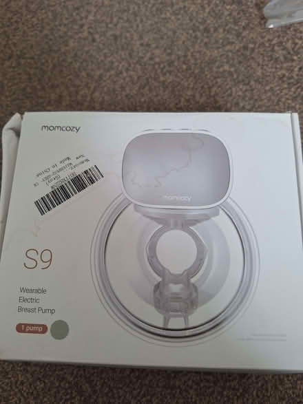 Photo of free Mom cozy wearable electric breast pump (Swanley BR8) #2