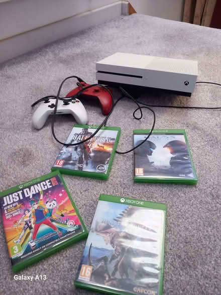 Photo of free X box one (Middleton DE4) #1