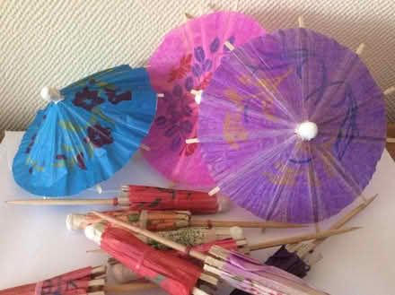 Photo of free Cocktail Umbrellas Approx 200 (Mappleborough Green B80) #3