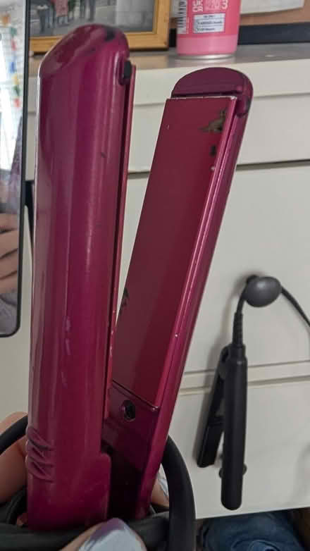 Photo of free Mini hair straightener (Cheshunt) #2
