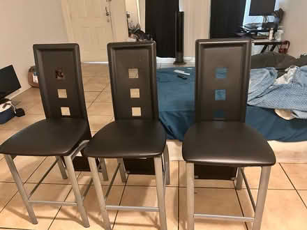 Photo of free Dinning set (Miami) #3