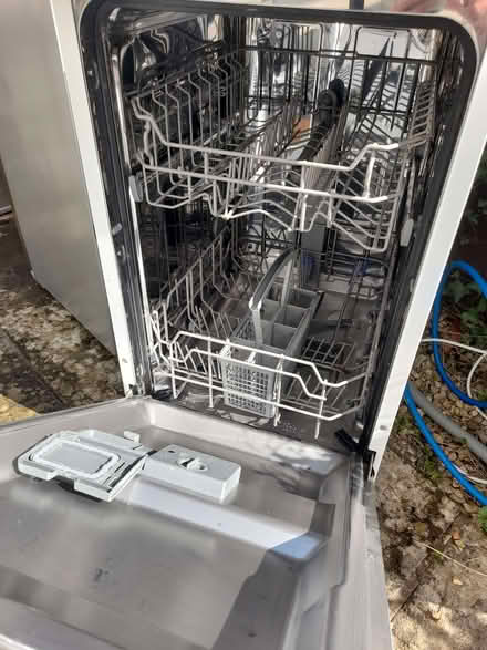 Photo of free slimline Belling dishwasher (Cheddar BS27) #1