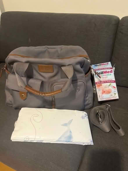 Photo of free Mom bag (SE11 5BE) #1