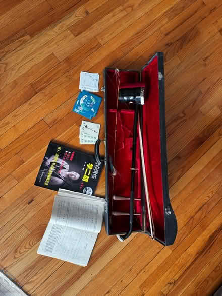 Photo of free Chinese erhu instrument (Briarwood Jamaica) #1