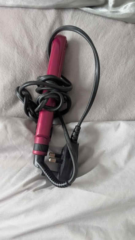 Photo of free Mini hair straightener (Cheshunt) #1