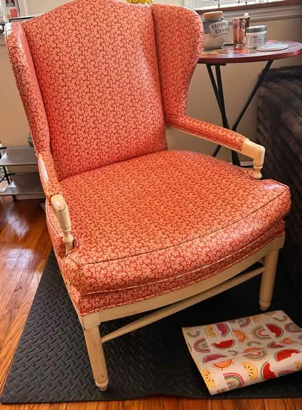Photo of free Pink chair (Redding, CT) #1