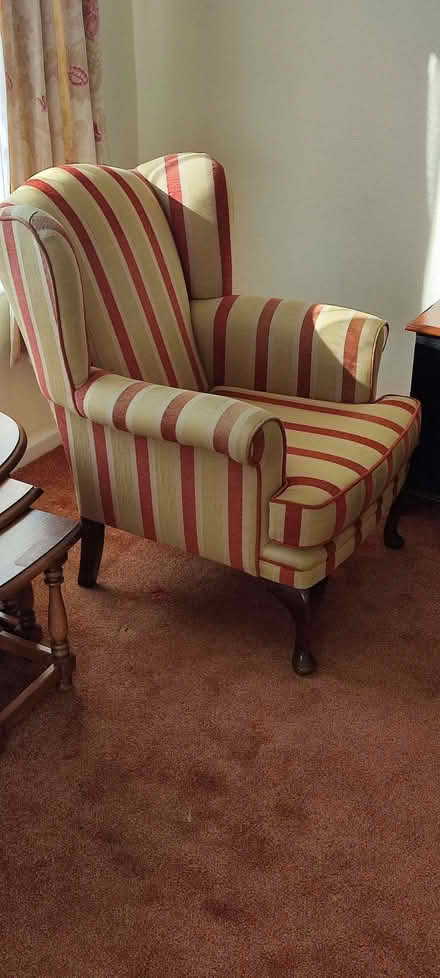 Photo of free Single armchair -good condition-light use since re-upholster (Sigglesthorne HU11) #3